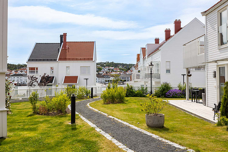 Images Oveland Utemiljø AS