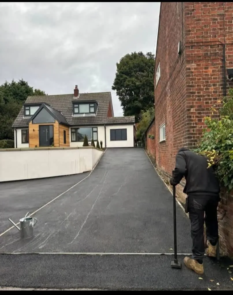 Images DH Landscaping & Building SVCS