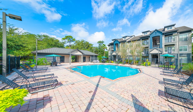 Images MAA Carrollwood