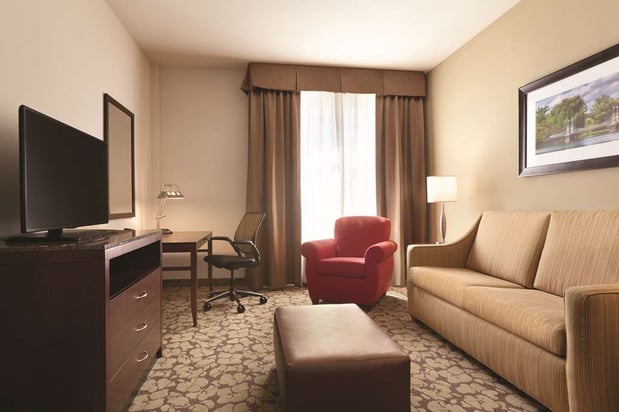 Images Hilton Garden Inn Boston Logan Airport
