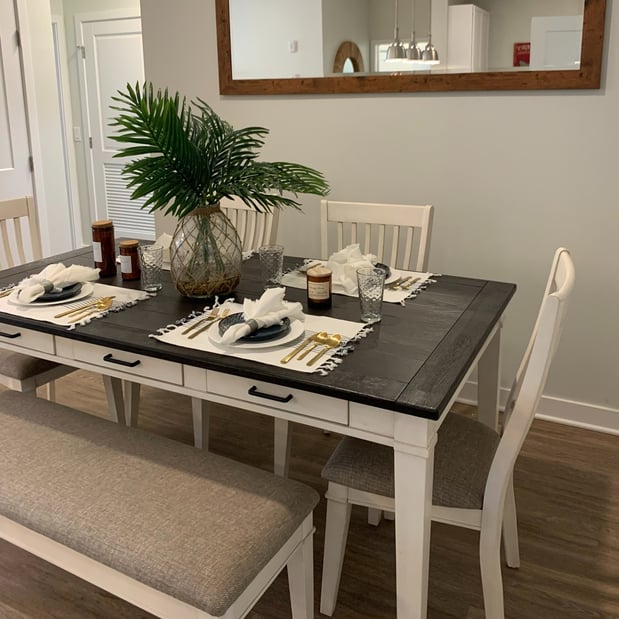 Images Harbor Heights Apartment Homes