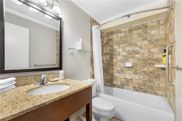Images Best Western Plus Windjammer Inn & Conference Center