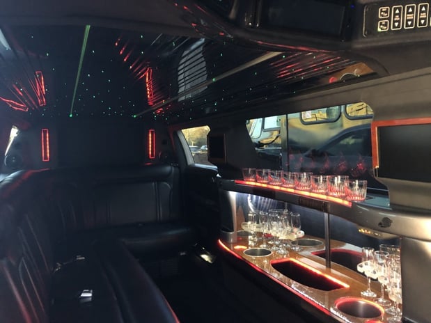 Images Fast Wheels Limousine and Transportation Services