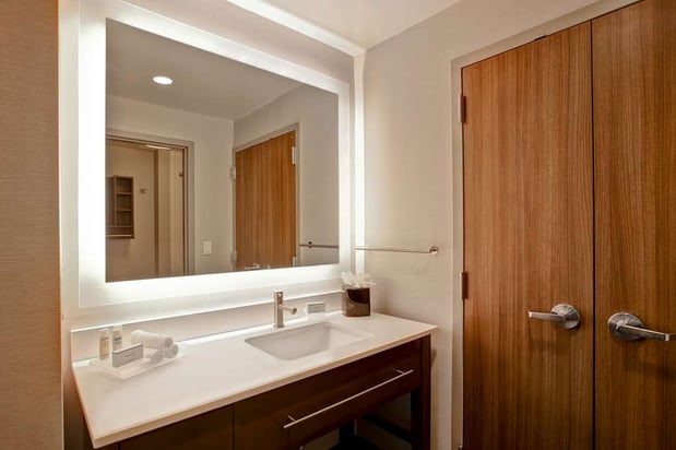 Images Homewood Suites by Hilton Summerville