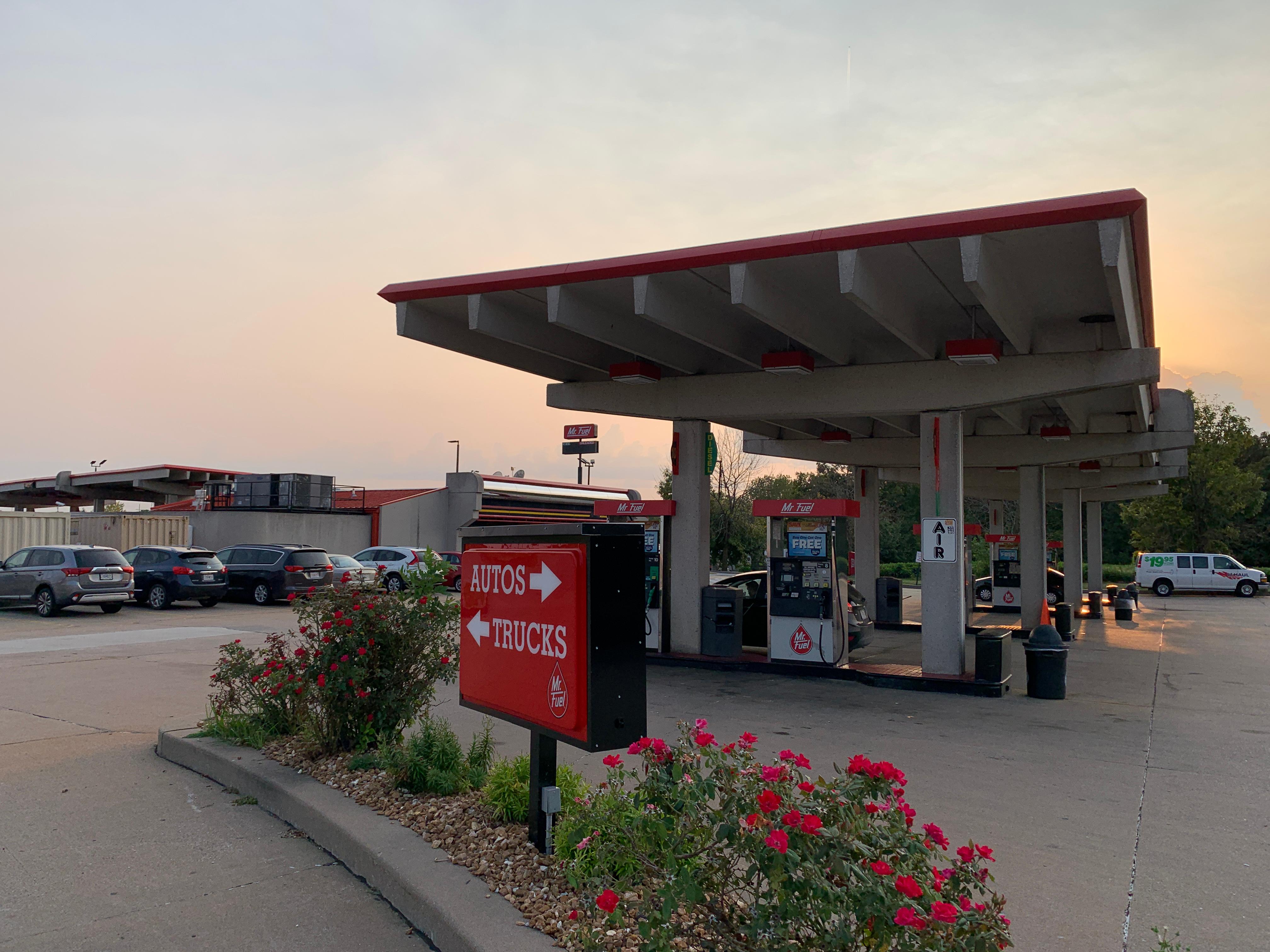 Image 2 | Mr. Fuel Travel Center