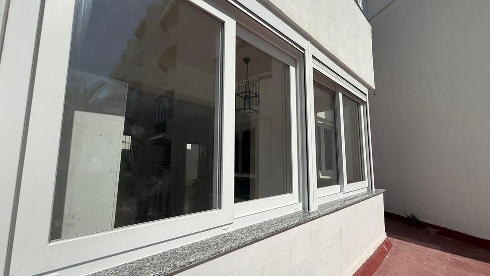 Images Puertas & Ventanas - Marcel García