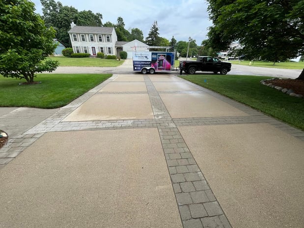 Images Bailey Brothers Exterior Cleaning LLc