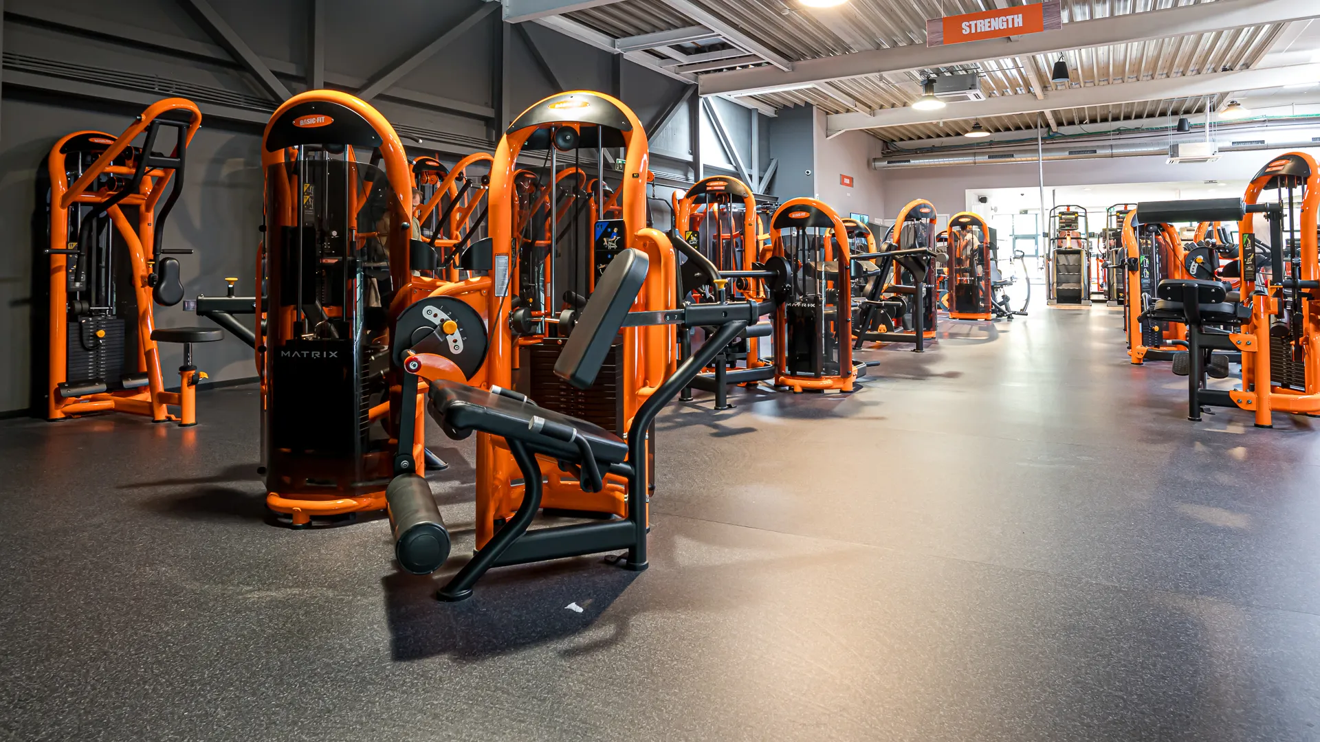 Images Basic-Fit 24/7
