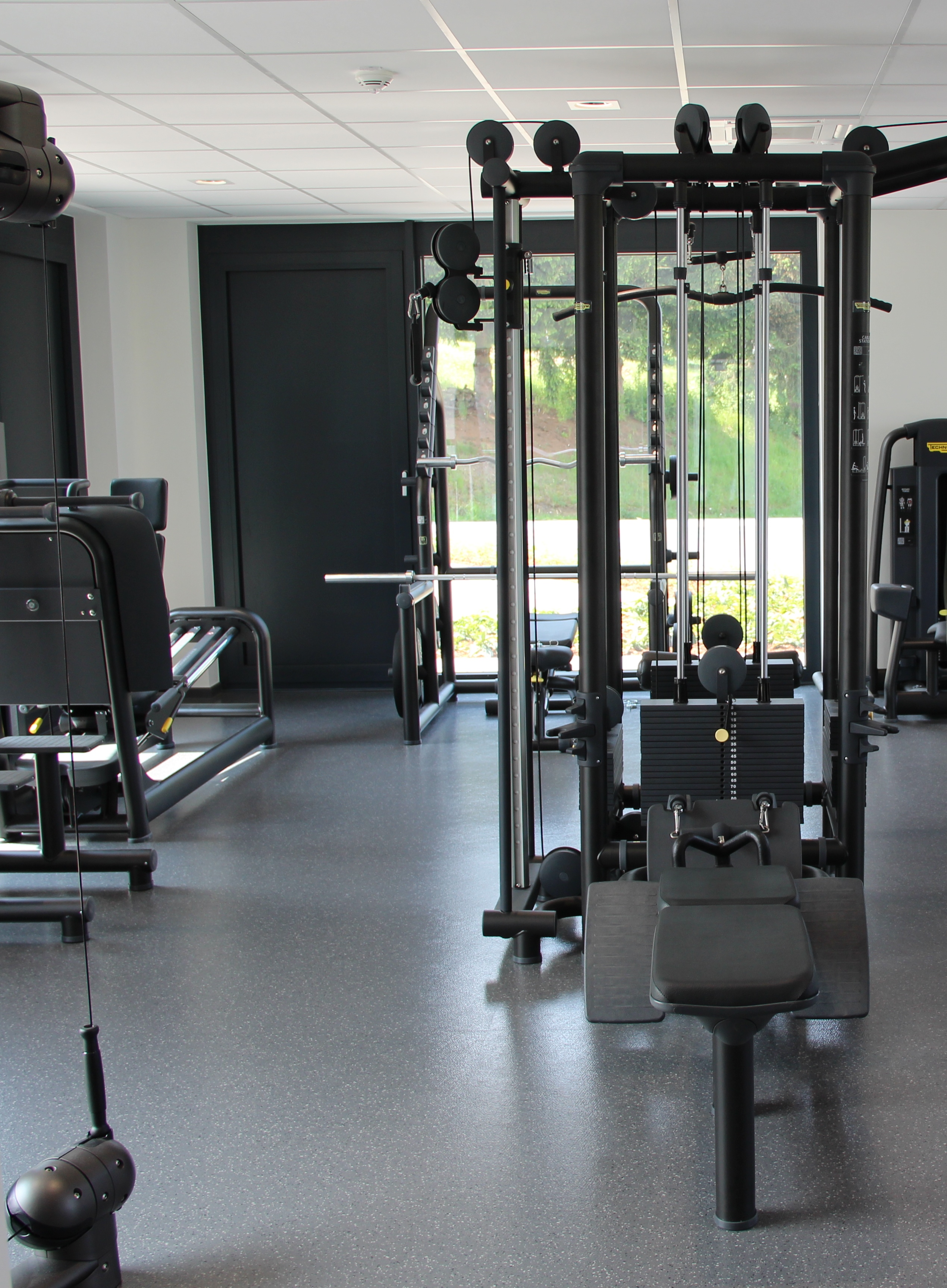 HB Protective WEAR GmbH & Co. KG, Maischeider Strasse 19 in Thalhausen