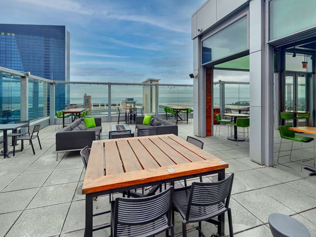 Images Hilton Garden Inn Chicago McCormick Place