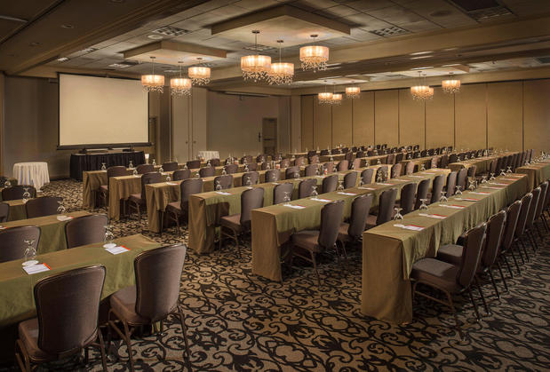 Images Crowne Plaza Phoenix Airport - Phx by IHG