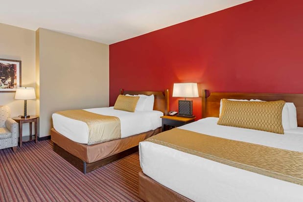 Images Best Western Plus Dutch Haus Inn and Suites