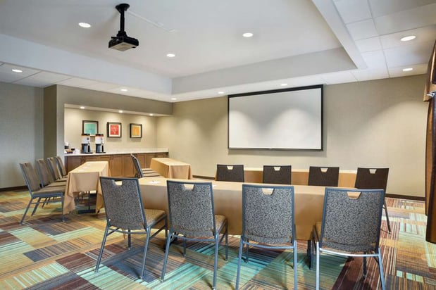 Images Hampton Inn & Suites Minooka