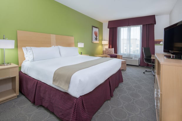 Images Holiday Inn Express & Suites Clute - Lake Jackson by IHG