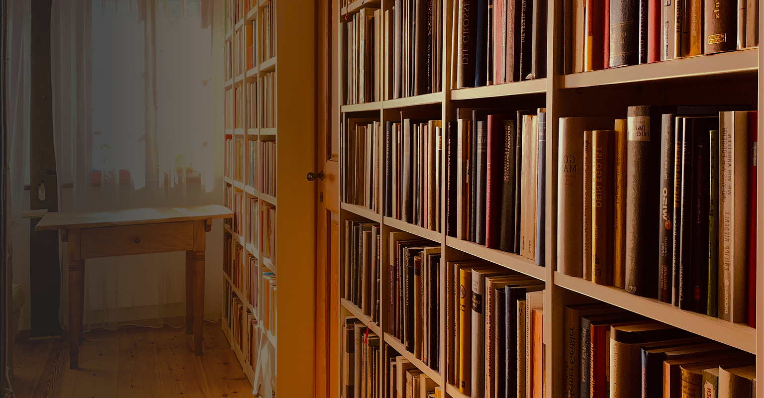 A library shelf full of books.