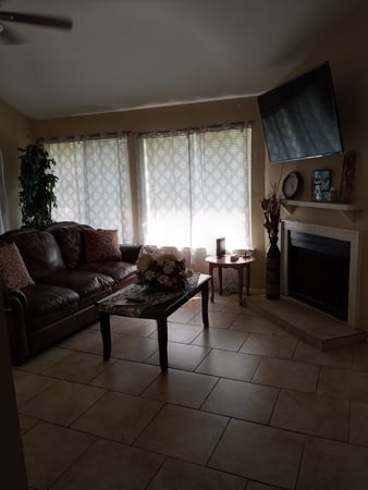 Images Under Elonda's Care LLC