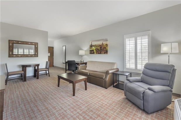 Images Best Western Plus Fredericksburg