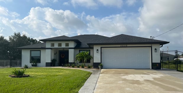 Images Gina Lamouth, SWFL Realtor