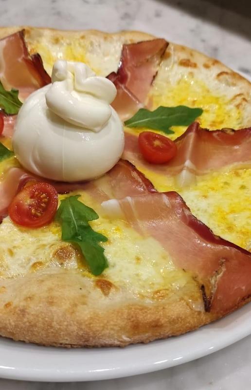 Images Pizzeria dai Pugliesi