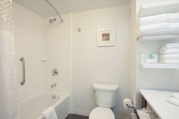 Images Hampton Inn & Suites Cincinnati / Kenwood