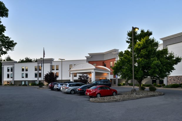 Images Holiday Inn Express Lewisburg/New Columbia by IHG