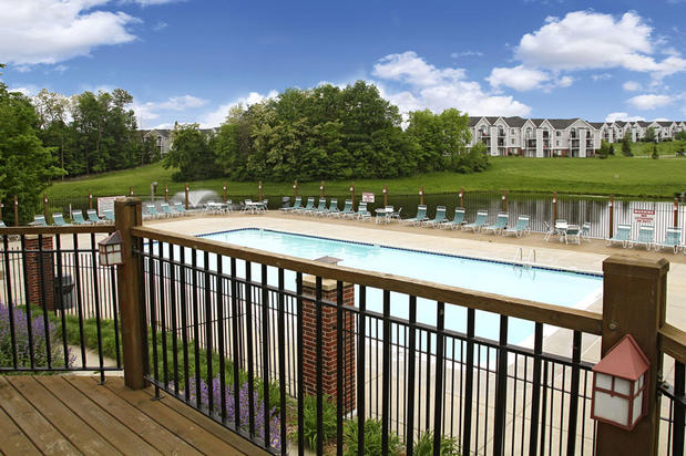Images Autumn Lakes Apartments and Townhomes