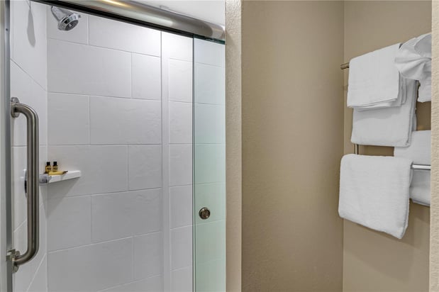 Images Best Western Plus Bay City Inn & Suites