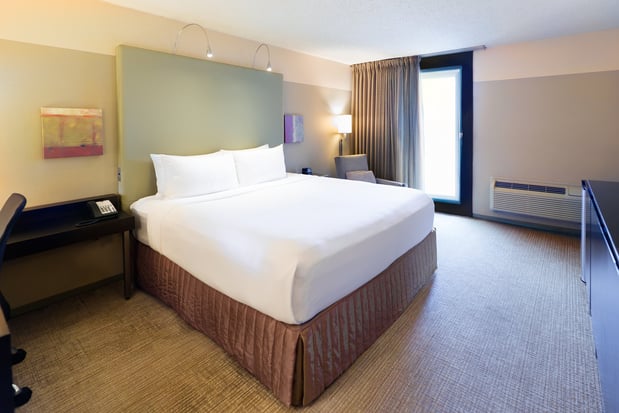 Images Crowne Plaza Chicago West Loop by IHG