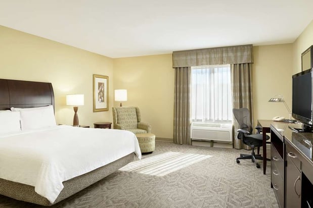 Images Hilton Garden Inn Phoenix North Happy Valley