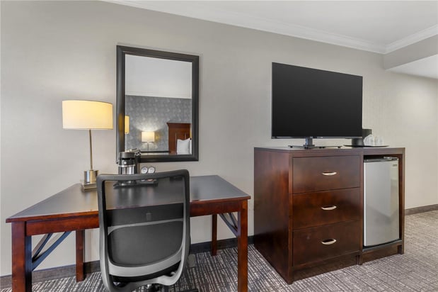 Images Best Western Plus Carriage Inn