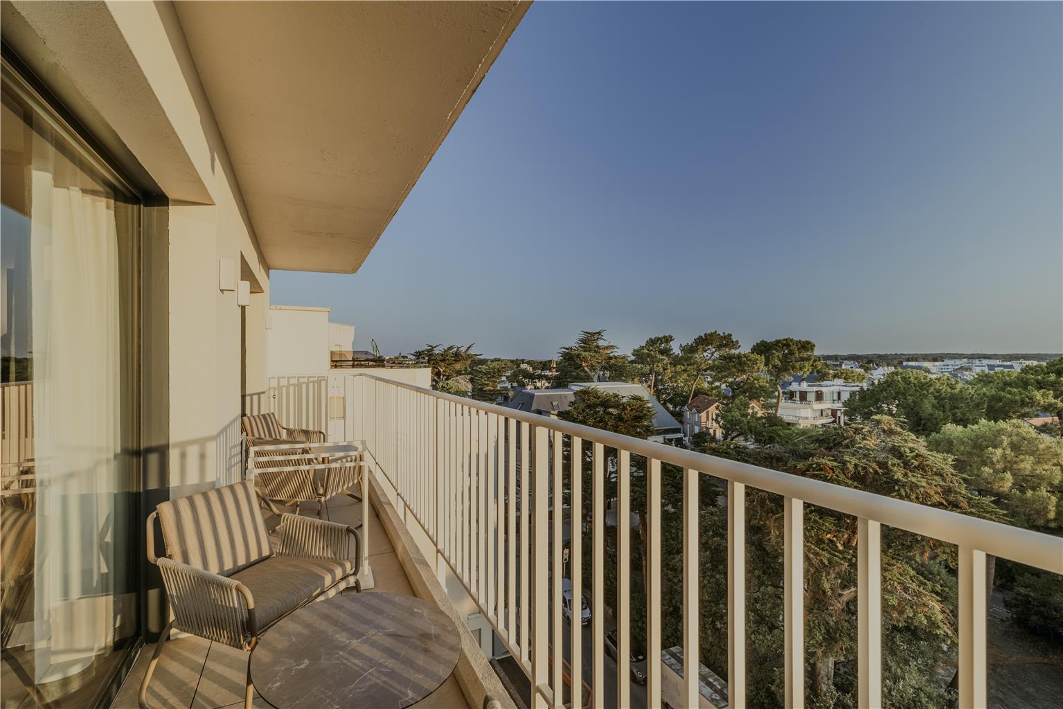 Superior Room - Pine Grove View