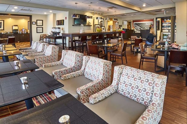 Images Hampton Inn Uniontown