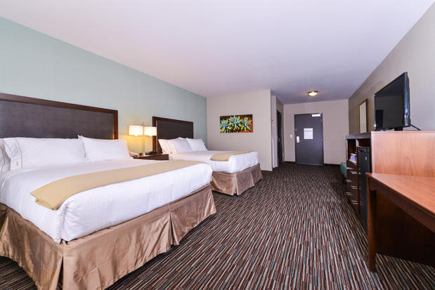 Images Holiday Inn Express & Suites Indio - Coachella Valley, an IHG Hotel