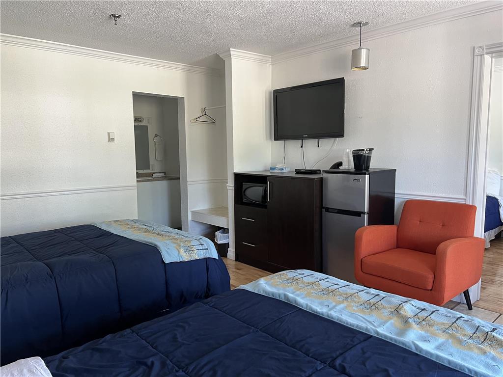 Images Harbourview Inn, SureStay Collection by Best Western