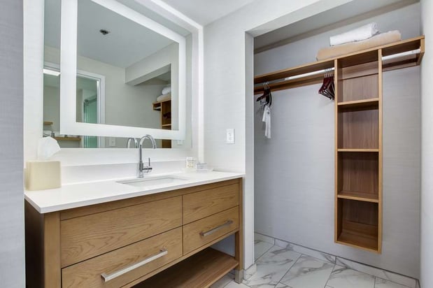 Images Homewood Suites by Hilton Louisville-East