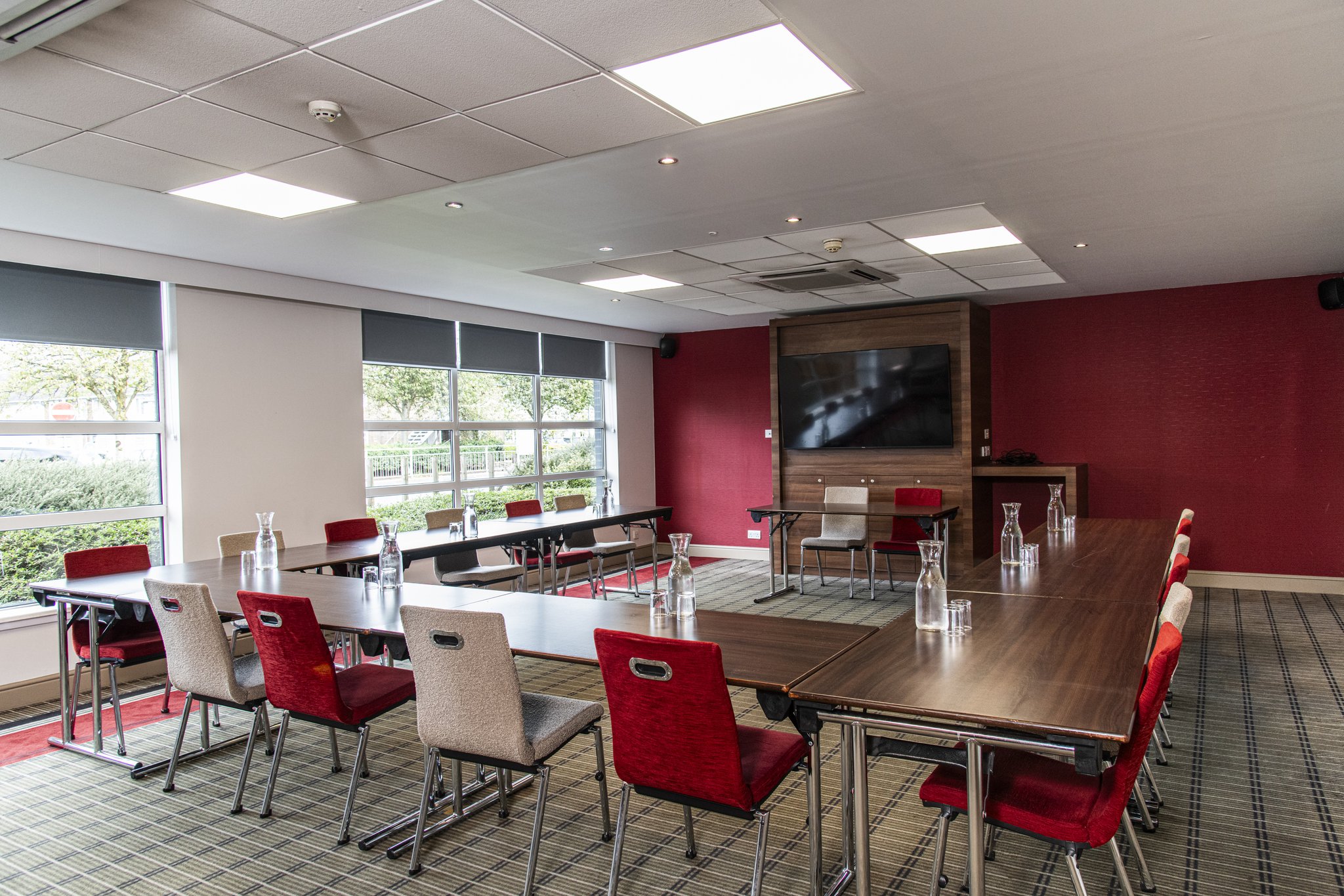 Images Holiday Inn Express Glasgow Airport by IHG