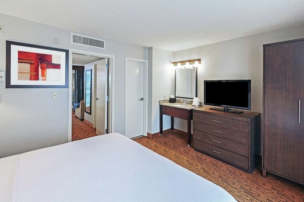 Images Embassy Suites by Hilton Dallas Market Center