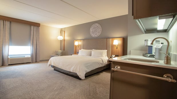 Images Holiday Inn Midland by IHG