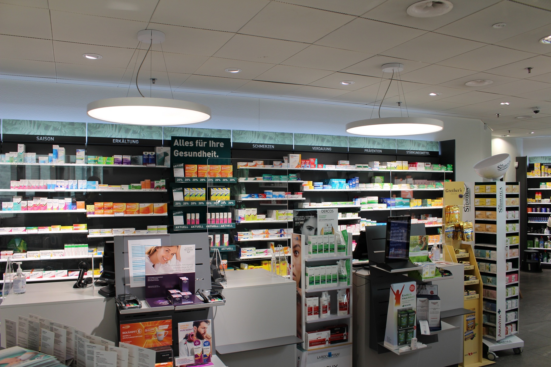 Amavita Apotheke Neumarkt Oerlikon, Hofwiesenstrasse 350 in Zürich