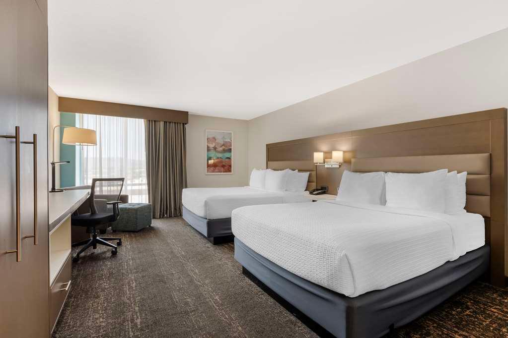 Double Queen Room