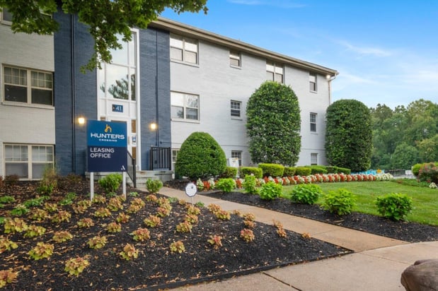 Images Hunters Crossing Apartment Homes