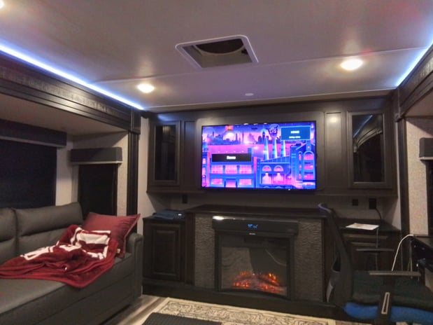 Images Associated RV Services