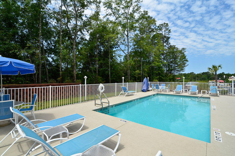 Images Holiday Inn Express & Suites Bonifay, an IHG Hotel