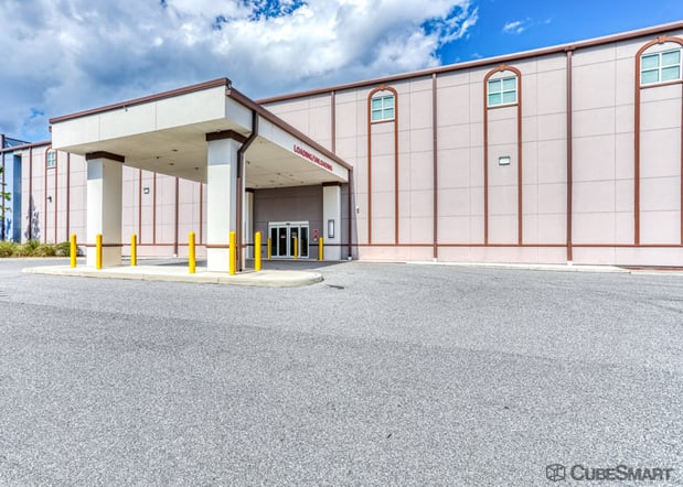 Images CubeSmart Self Storage