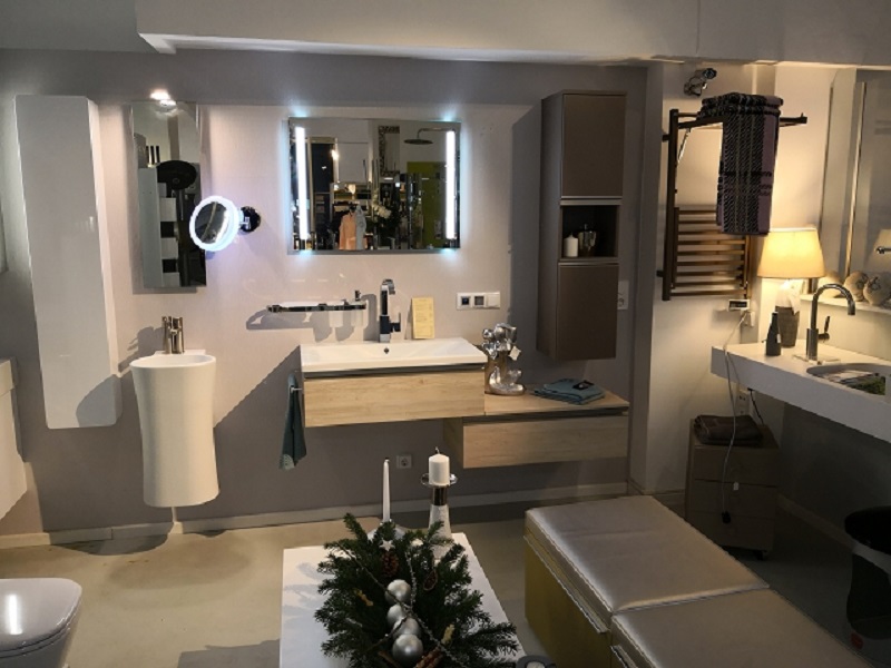 Bad Couture, Karl-Marx-Allee 72 in Berlin