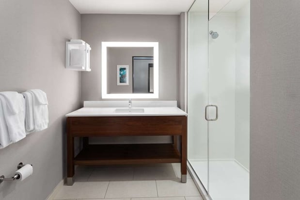 Images Hampton Inn by Hilton Nashville Airport Century Place