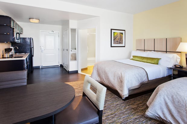 Images Candlewood Suites Building 3440