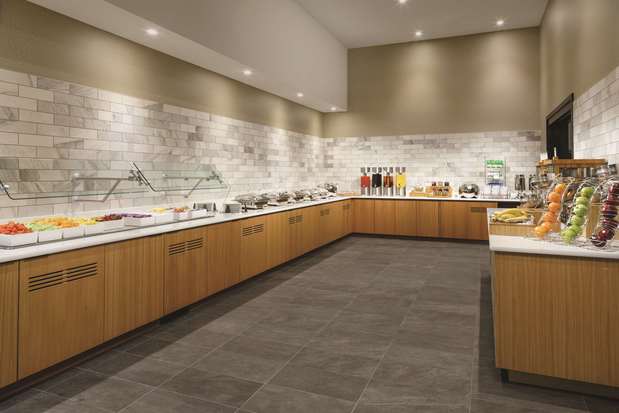 Images DoubleTree by Hilton Hotel Colorado Springs