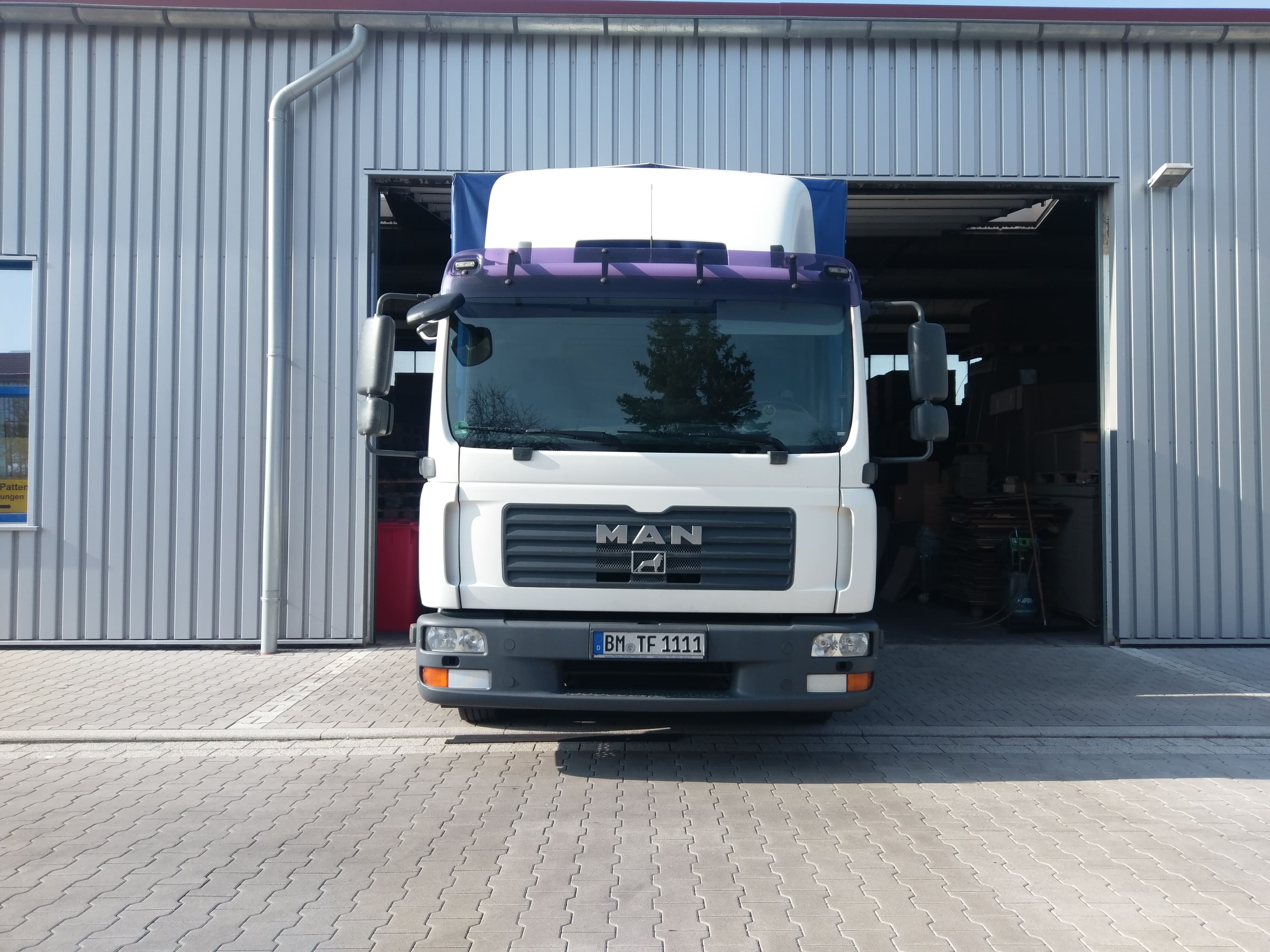 Parisi-Patten Verpackungen, Zum Frenser Feld 1 in Bergheim