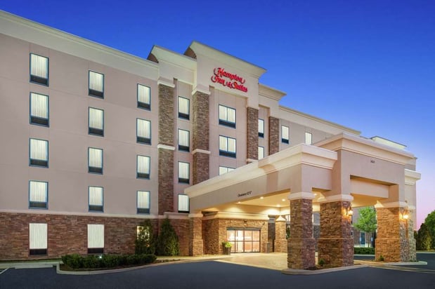 Images Hampton Inn & Suites Roanoke Airport